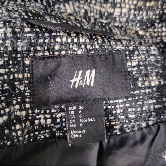 H & M coat  - Picture 6 of 7